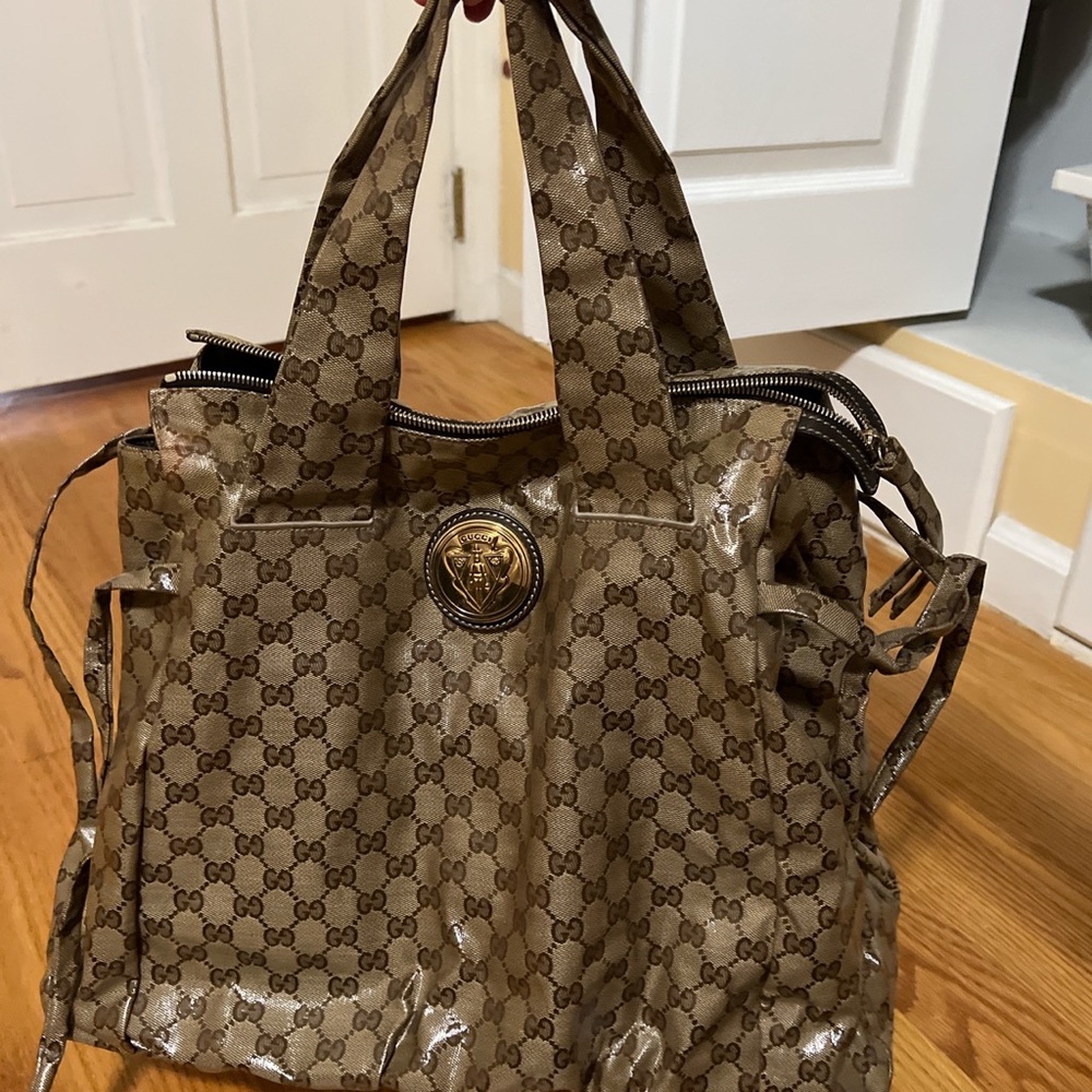 Gucci handbag